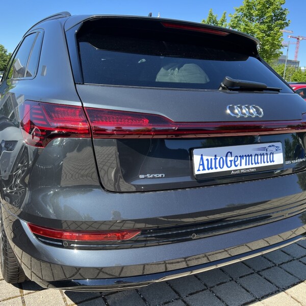 Audi e-tron из Германии (74513)
