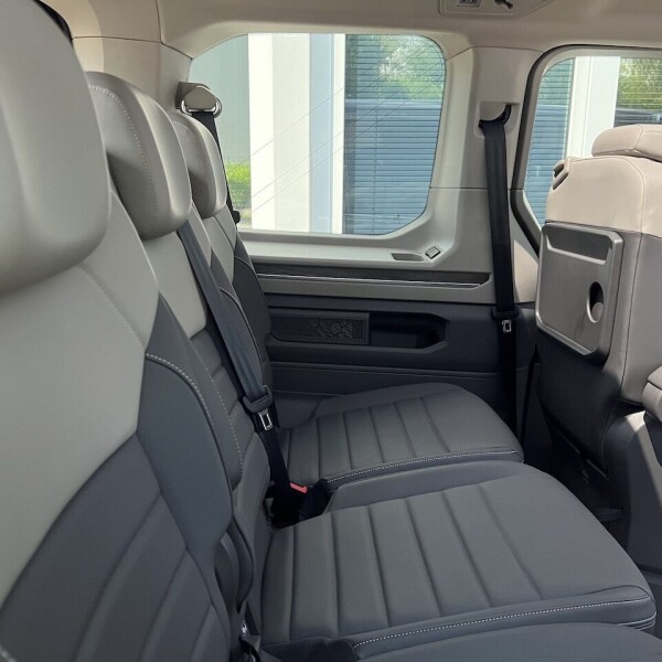 Volkswagen Multivan/Caravelle/Transporter из Германии (74892)