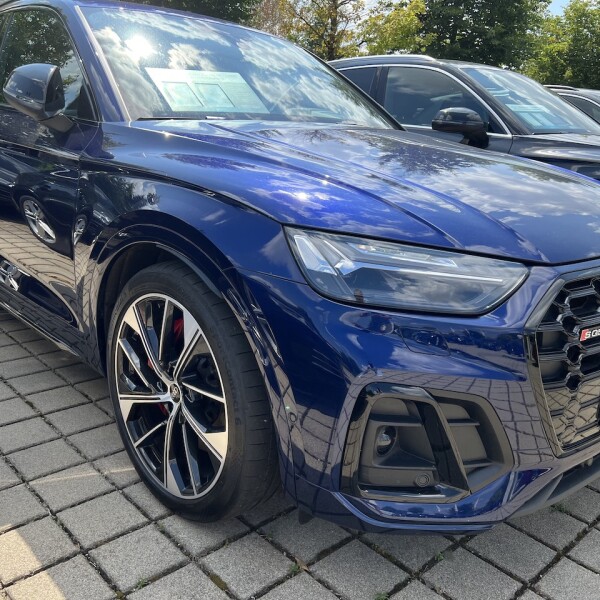 Audi SQ5 из Германии (74973)