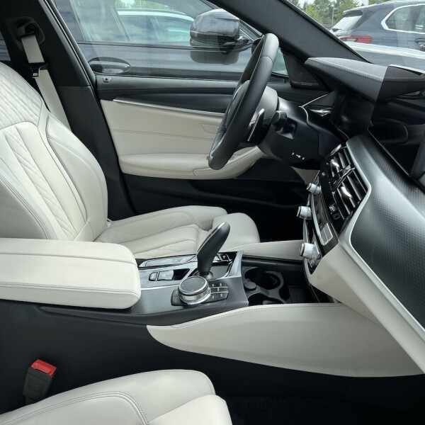 BMW 5-серии из Германии (75036)