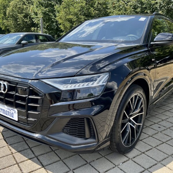 Audi Q8 из Германии (75089)