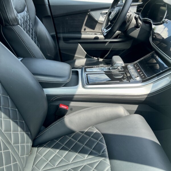 Audi Q8 из Германии (75129)