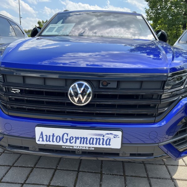Volkswagen Touareg из Германии (75226)