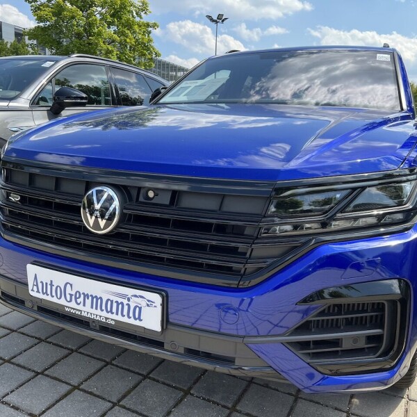 Volkswagen Touareg из Германии (75229)