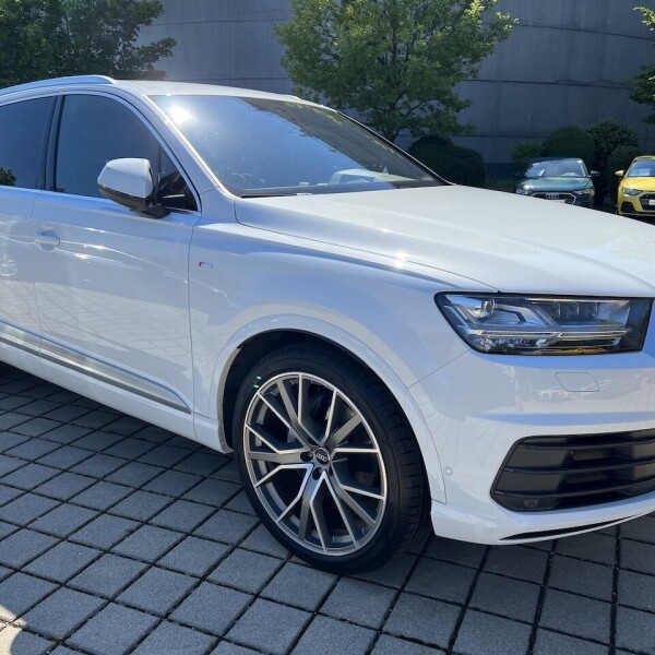 Audi Q7 из Германии (75248)