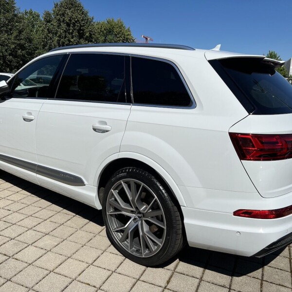 Audi Q7 из Германии (75263)