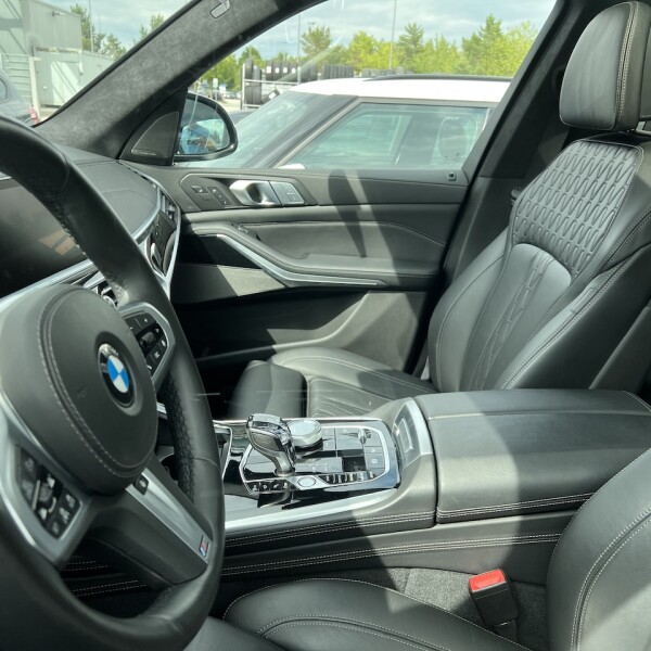 BMW X7 из Германии (75307)