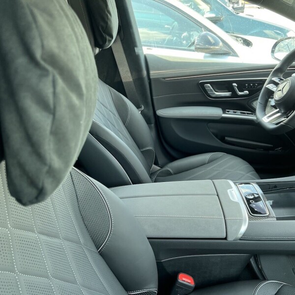 Mercedes-Benz EQS из Германии (75366)