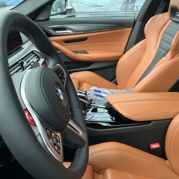 BMW M5 из Германии (75446)