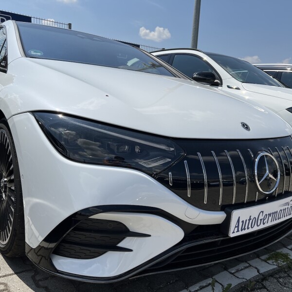 Mercedes-Benz EQE из Германии (75473)