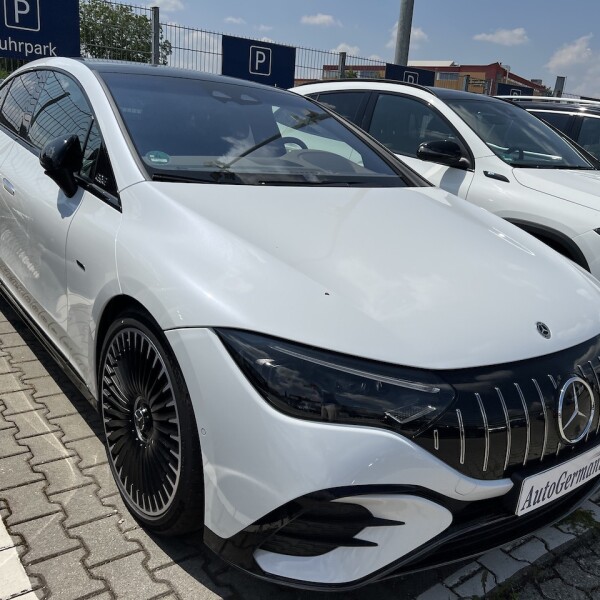 Mercedes-Benz EQE из Германии (75470)