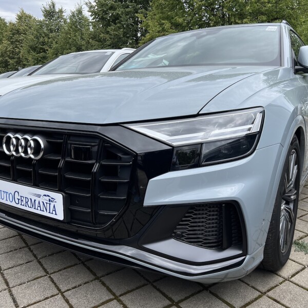 Audi SQ8 из Германии (75509)