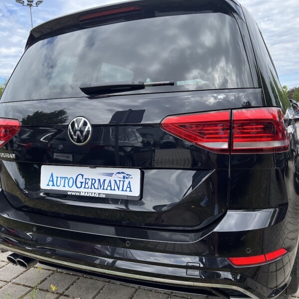 Volkswagen Touran из Германии (75550)