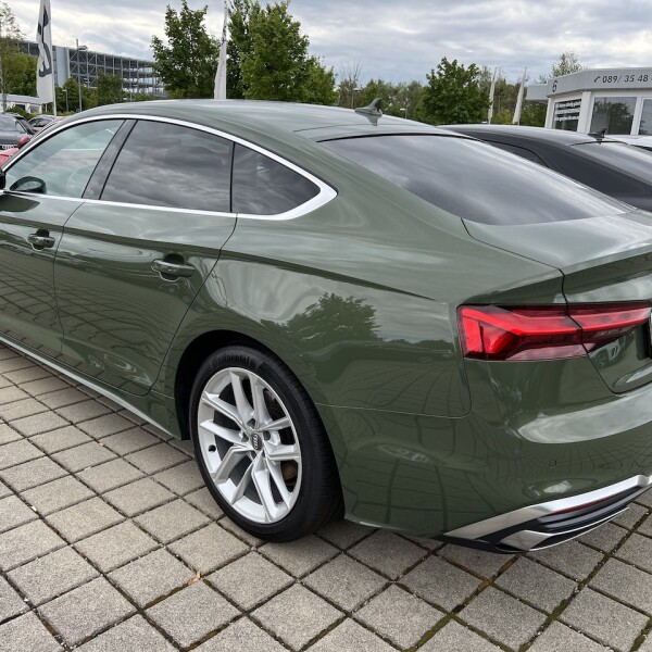 Audi A5  из Германии (75650)