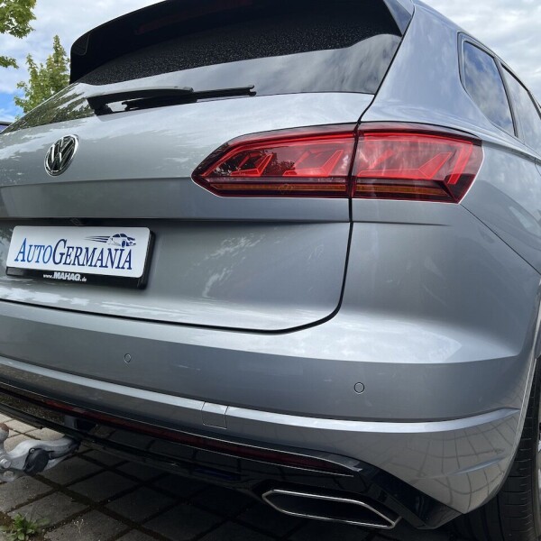 Volkswagen Touareg из Германии (75729)