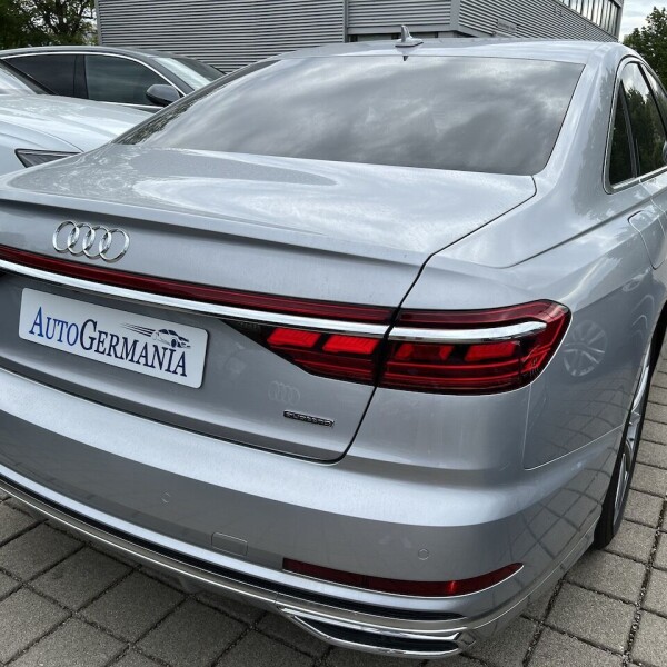Audi A8  из Германии (76110)