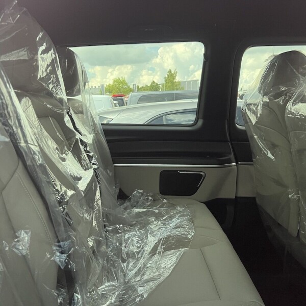 Mercedes-Benz Vito/ Viano V220, V250, V300 из Германии (76153)
