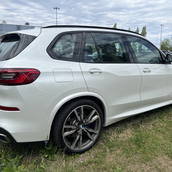 BMW X5  из Германии (76236)