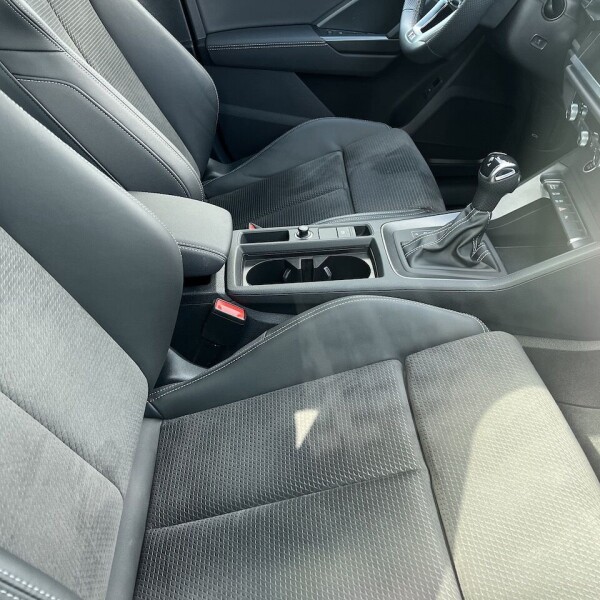 Audi Q3 из Германии (76337)