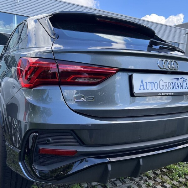 Audi Q3 из Германии (76324)