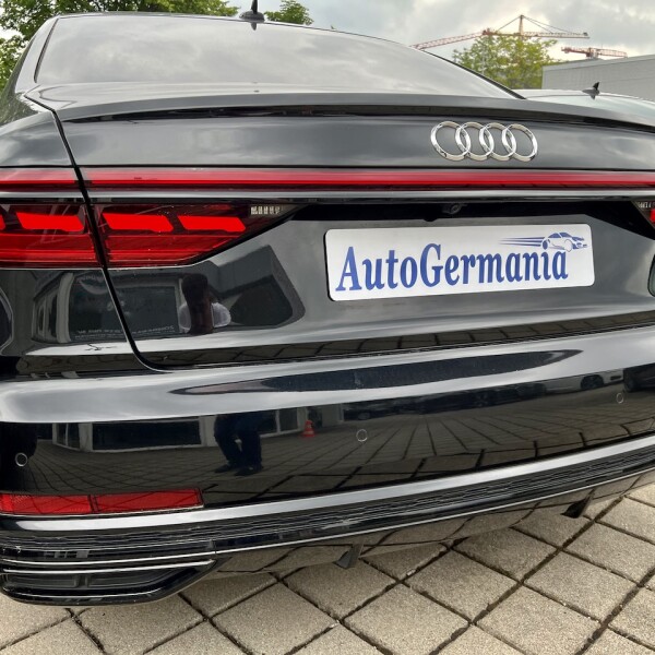 Audi A8  из Германии (76393)
