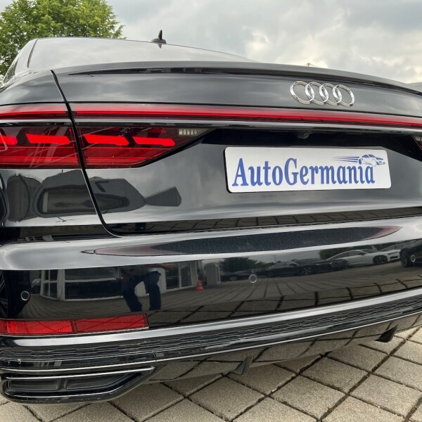Audi A8  из Германии (76398)