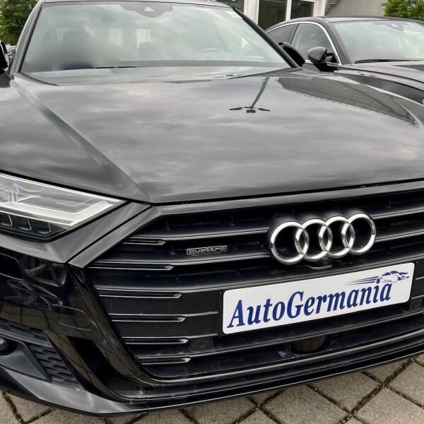 Audi A8  из Германии (76381)