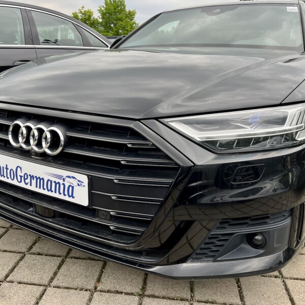 Audi A8  из Германии (76383)