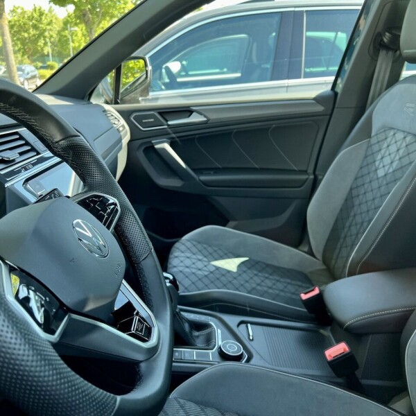 Volkswagen  Tiguan из Германии (76553)