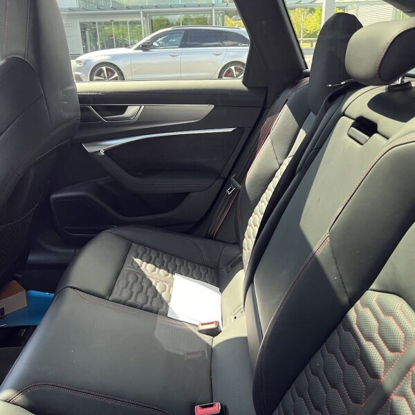 Audi RS6 из Германии (76619)
