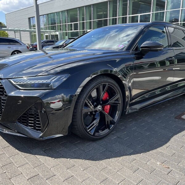 Audi RS6 из Германии (76607)