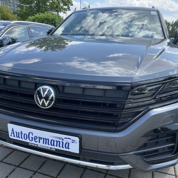 Volkswagen Touareg из Германии (76663)