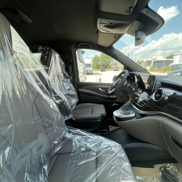 Mercedes-Benz Vito/ Viano V220, V250, V300 из Германии (76758)