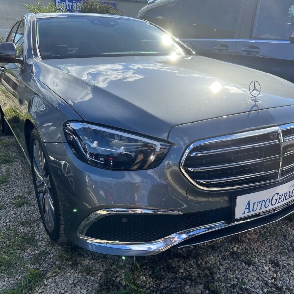 Mercedes-Benz E-Klasse из Германии (76881)