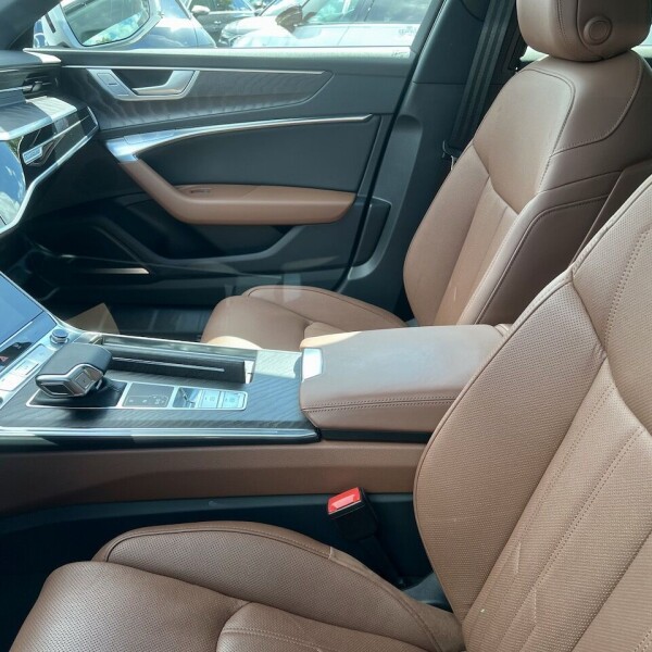 Audi A6  из Германии (76933)