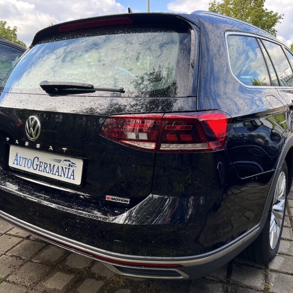 Volkswagen Alltrack из Германии (77034)