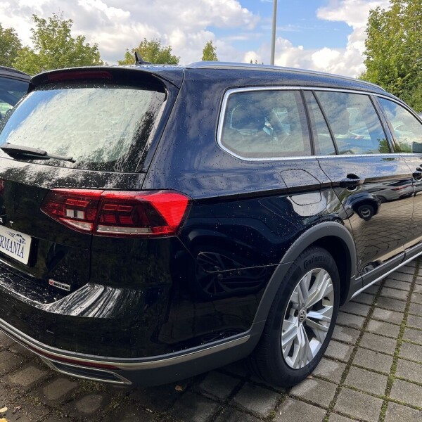 Volkswagen Alltrack из Германии (77033)