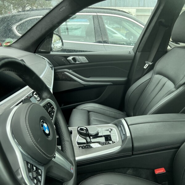 BMW X7 из Германии (77477)