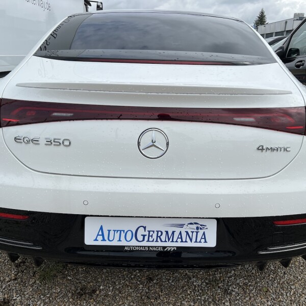 Mercedes-Benz EQE из Германии (77629)