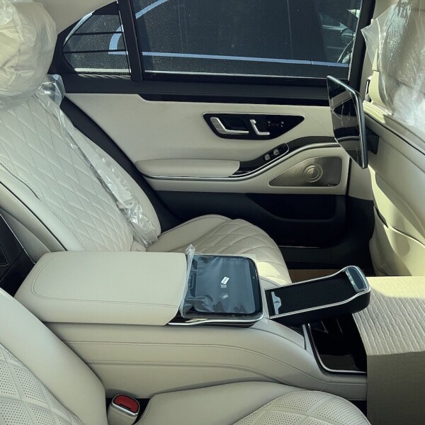Mercedes-Benz S-Klasse из Германии (77774)