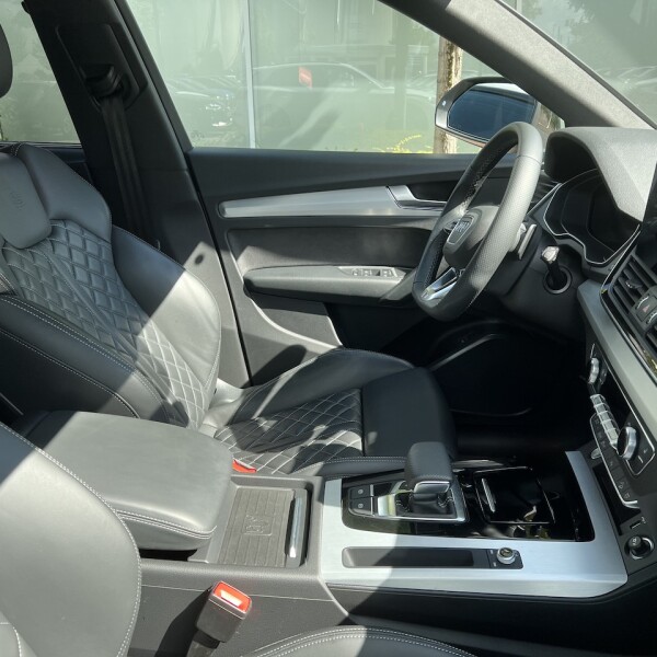 Audi Q5 из Германии (77811)