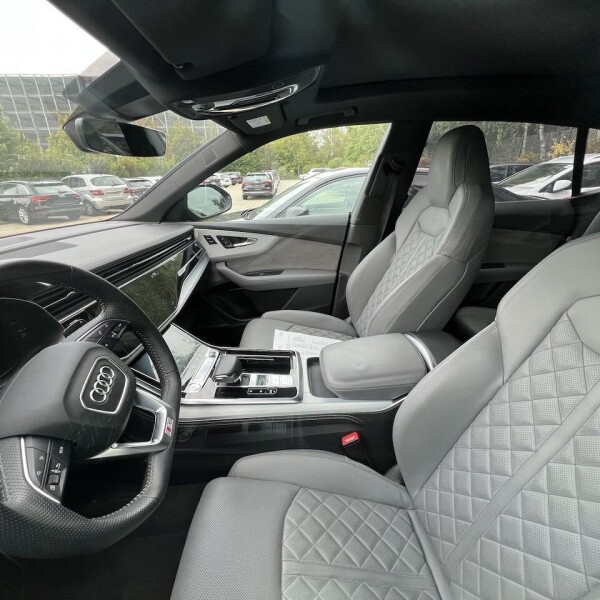 Audi Q8 из Германии (78246)