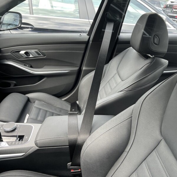 BMW  3-серии из Германии (78565)