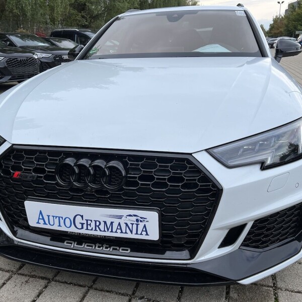Audi RS4 из Германии (78780)