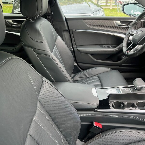 Audi A7  из Германии (79093)