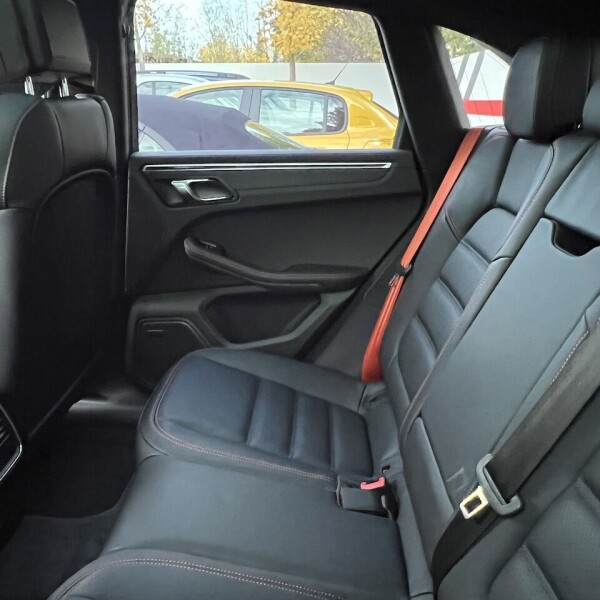 Porsche Macan из Германии (79224)