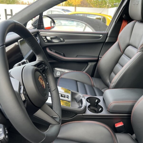 Porsche Macan из Германии (79228)