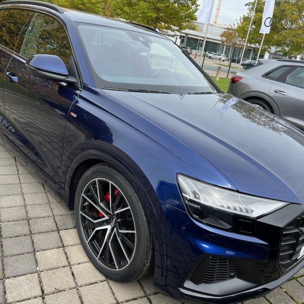 Audi Q8 из Германии (79287)