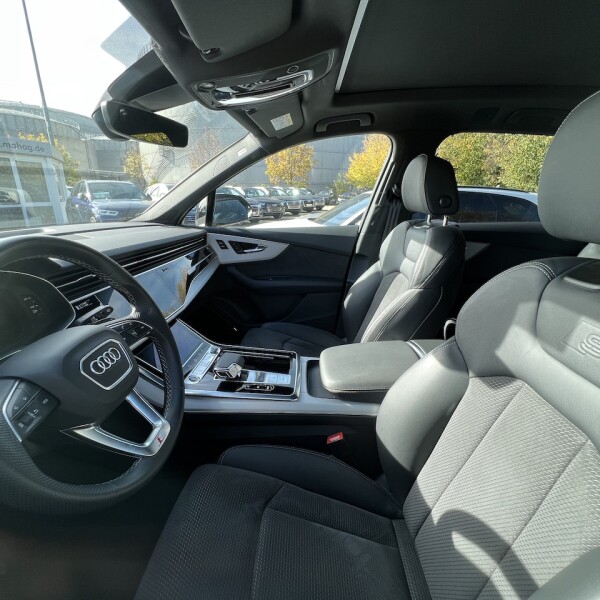 Audi Q7 из Германии (79748)
