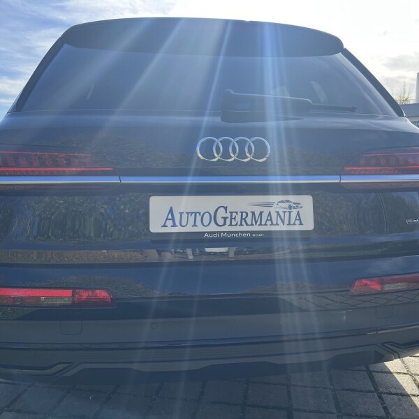 Audi Q7 из Германии (79730)